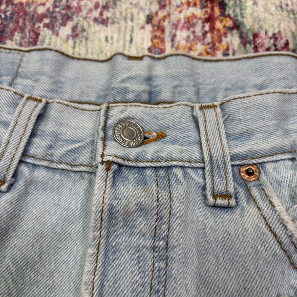 Levi's Vintage High Rise Cut Off Shorts - Picture 5 of 9